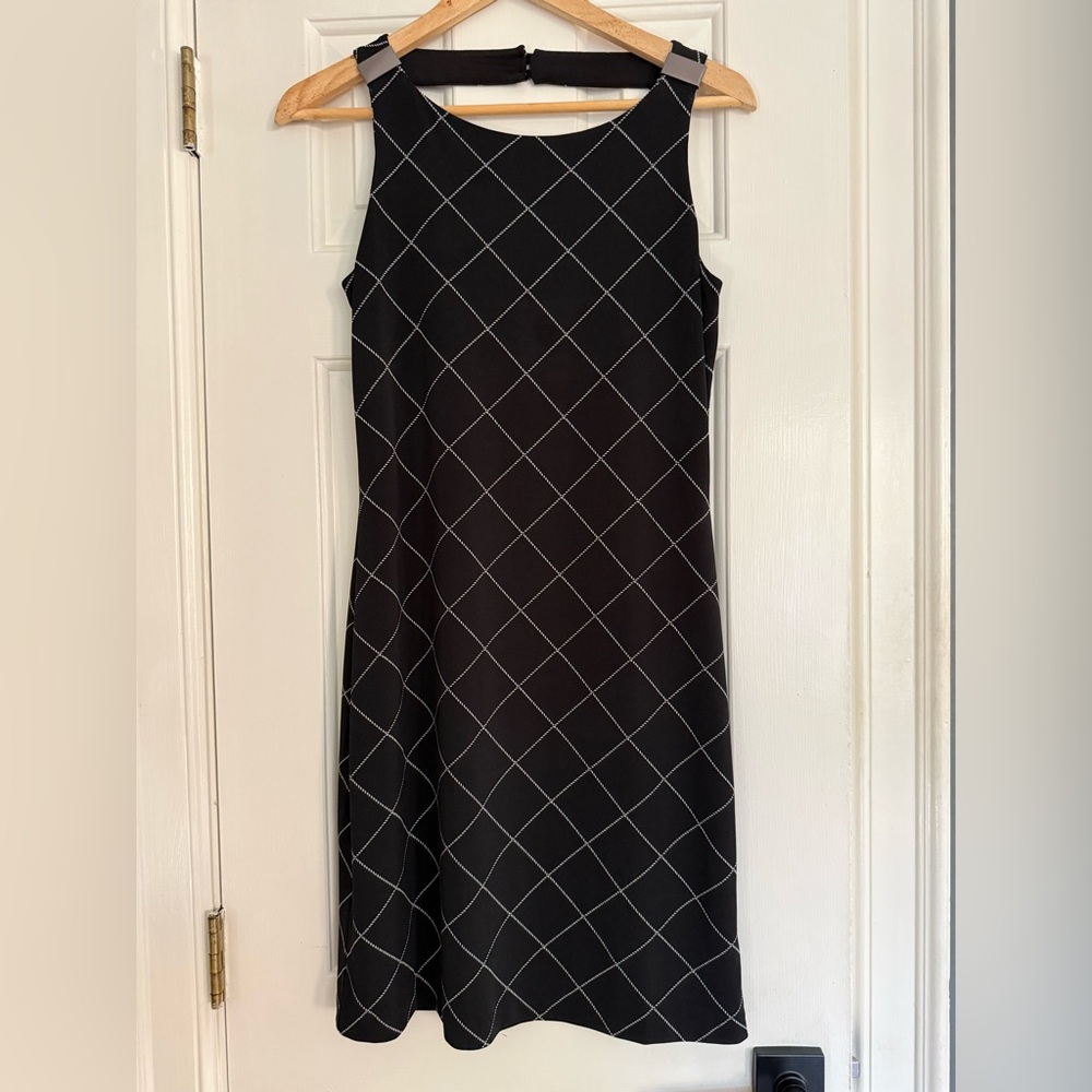 White House Black Market Black Sleeveless Diamond-Grid Mini Dress